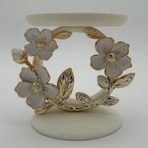 Bath & Body Works White Gold Flower Ring 3 Wick Candle Holder Pedestal